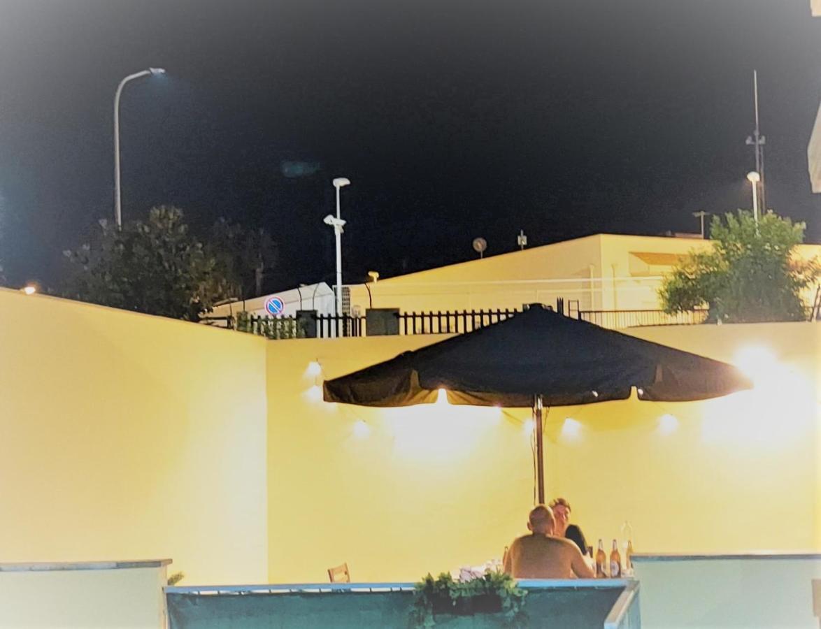 Villa Costanza Casa Vacanze Avola Exterior foto
